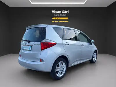 Toyota Verso-S 1.3 Linea Luna — Monospace compact fiable, transmission stepless — detail