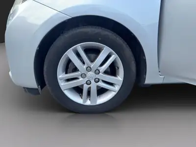 Toyota Verso-S 1.3 Linea Luna — Monospace compact fiable, transmission stepless — Thumbnail 9