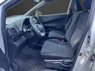 Toyota Verso-S 1.3 Linea Luna — Monospace compact fiable, transmission stepless — Thumbnail 15