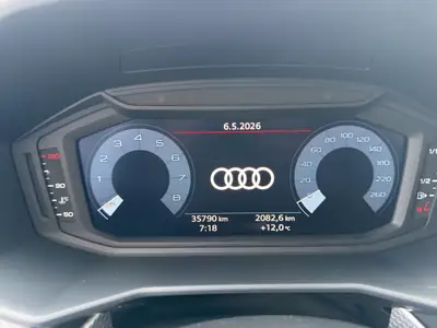 Audi A1 Sportback 30 TFSI S Line — Citadine dynamique, entretien à jour, 35 800 km — Thumbnail 11