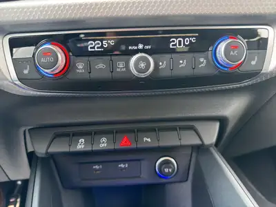 Audi A1 Sportback 30 TFSI S Line — Citadine dynamique, entretien à jour, 35 800 km — Thumbnail 16