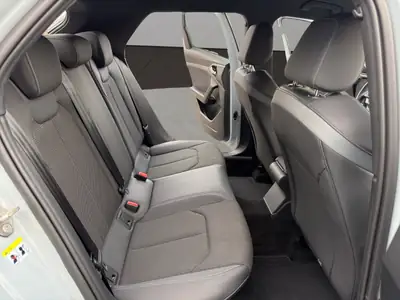 Audi A1 Sportback 30 TFSI S Line — Citadine dynamique, entretien à jour, 35 800 km — Thumbnail 18