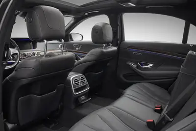Mercedes-Benz S 350 d L 4Matic — Berline de prestige, version allongée, 68 900 km — Miniature 10