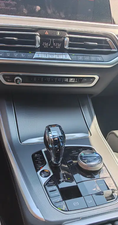 BMW X5 30d xDrive XLine — SUV premium diesel, suspension pneumatique, 135 000 km — Miniatura 13