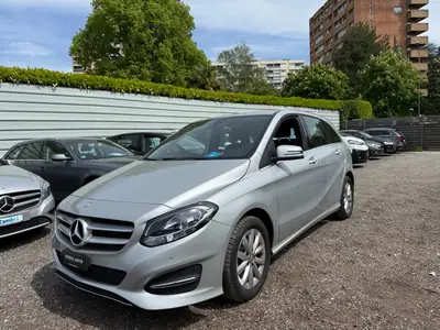 Mercedes-Benz B 180 BlueEfficiency — Monospace complet, 48'000 km, garantie 12 mois — côté