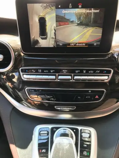 Mercedes-Benz V 250 CDI BlueTec — Monospace 6 places, diesel efficace et spacieux — Detail