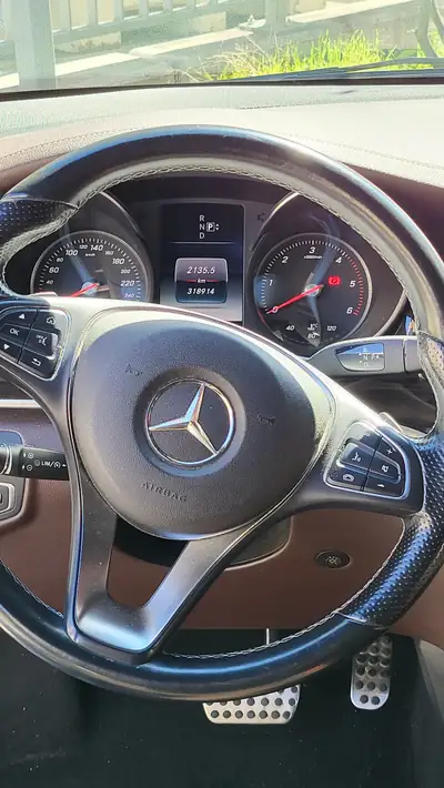 Mercedes-Benz V 250 CDI BlueTec — Monospace 6 places, diesel efficace et spacieux — Miniatur 10
