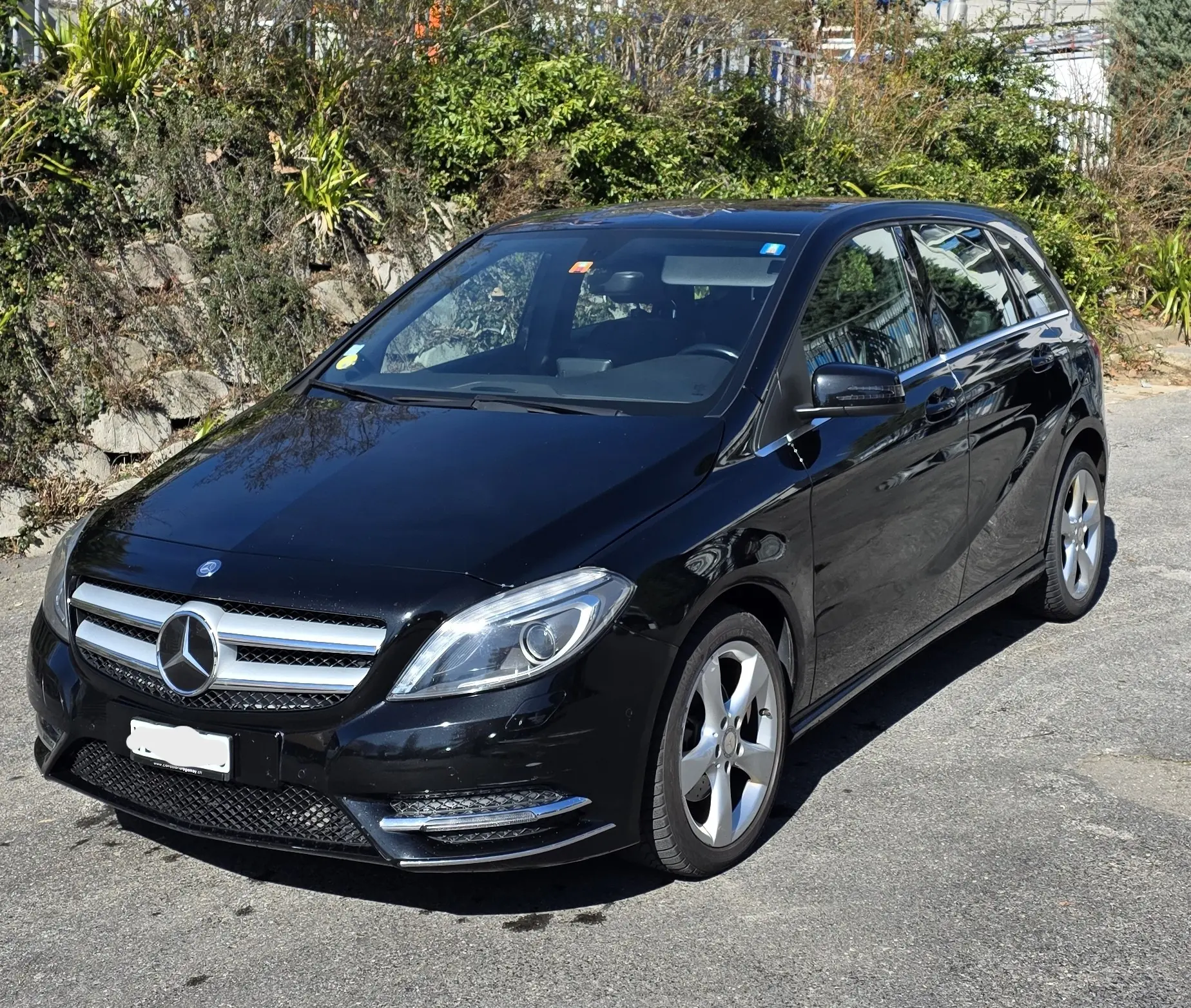 Mercedes-Benz Classe B 200 Diesel — Break spacieux, motorisation fiable et économe — Außenansicht