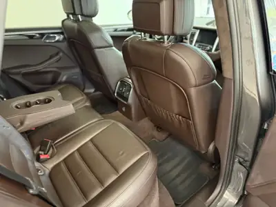 Porsche Macan 3.6 V6 Turbo Performance — SUV sportif 440 ch, tous terrains — Thumbnail 9