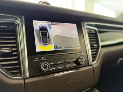 Porsche Macan 3.6 V6 Turbo Performance — SUV sportif 440 ch, tous terrains — Thumbnail 10