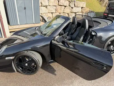 Porsche 911 3.6 Carrera 4 Cabriolet — Roadster sportif mythique, 102'000 km — arrière