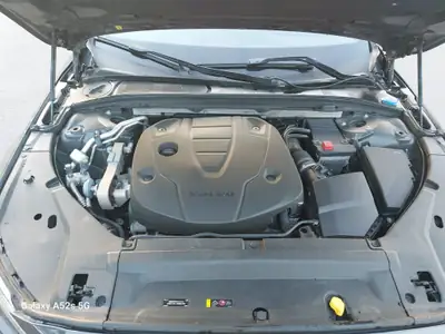 Volvo V90 D5 R-Design AWD — Break premium diesel 235 ch, entretien à jour — Thumbnail 9