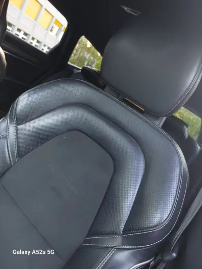 Volvo V90 D5 R-Design AWD — Break premium diesel 235 ch, entretien à jour — Thumbnail 11