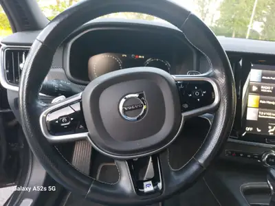 Volvo V90 D5 R-Design AWD — Break premium diesel 235 ch, entretien à jour — Thumbnail 10
