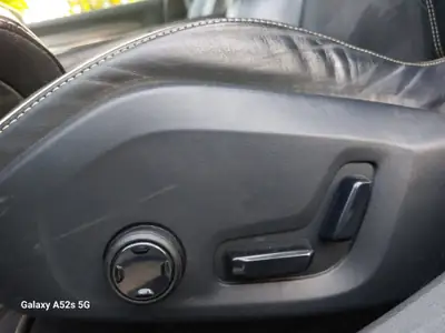 Volvo V90 D5 R-Design AWD — Break premium diesel 235 ch, entretien à jour — Thumbnail 14
