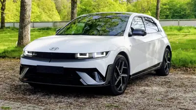 Hyundai Ioniq 5 N-Line — Électrique haute performance, recharge ultra-rapide 18 min — Außenansicht