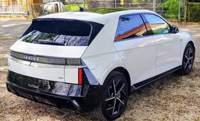 Hyundai Ioniq 5 N-Line — Électrique haute performance, recharge ultra-rapide 18 min — Miniatur 7