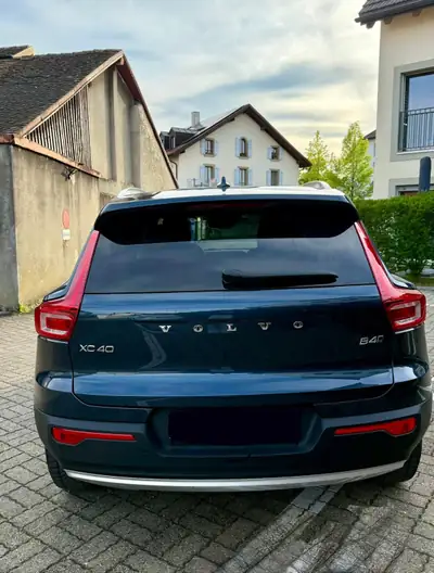 Volvo XC40 2.0 B4 AWD — SUV compact premium, moteur efficient et design scandinave — Detail