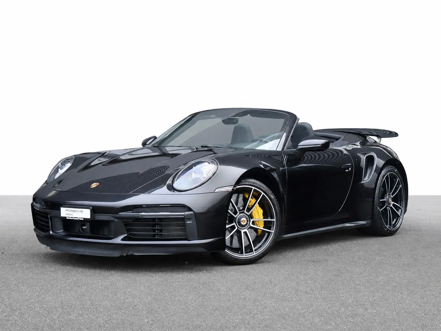 Porsche 911 Turbo S Cabriolet — 650 ch, toiture électrique, affaire rare — vue extérieure