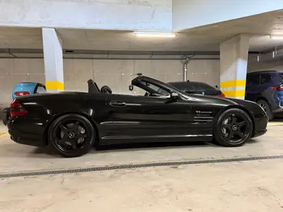 Mercedes-Benz SL 55 AMG — Cabriolet légendaire V8 500 ch, histoire sportive garantie — exterior view