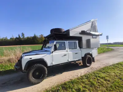 Land Rover Defender 130 — Expédition 4x4 diesel, cabine amovible, 105'000 km — intérieur