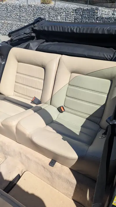 VW Golf Cabriolet 1.8 Classic Line — Décapotable vintage 1992, cuir authentique — dettaglio