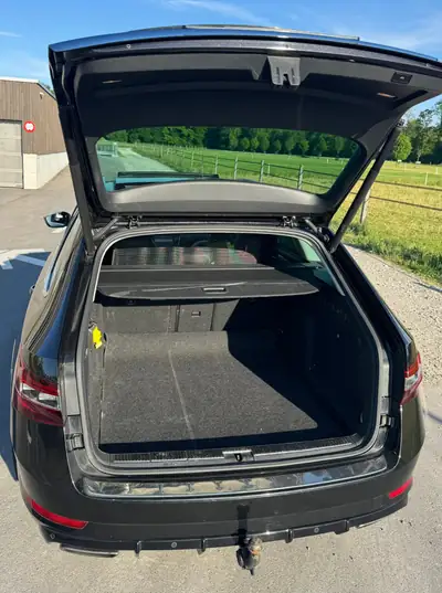 Skoda Superb 2.0 TSI 280 4x4 — Break performant ABT tuning, sans accident — détail