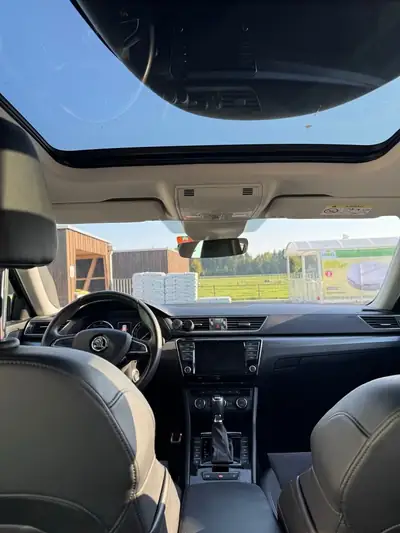 Skoda Superb 2.0 TSI 280 4x4 — Break performant ABT tuning, sans accident — Miniature 11