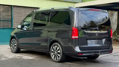 Mercedes-Benz V 250 — Monospace 7 places diesel, 109'000 km, sans sinistre — interni