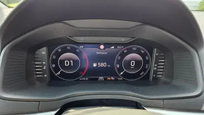 Skoda Karoq 2.0 TDI 190 4x4 — SUV robuste, transmission DSG, 76'000 km — Miniatur 8