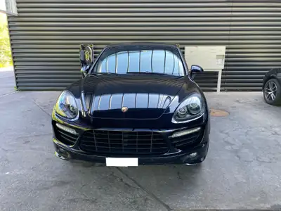Porsche Cayenne GTS V8 — SUV sportif 420 ch, service Porsche certifié — rear view