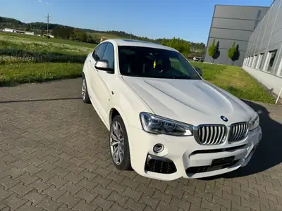 BMW X4 M 40i — SUV coupé sportif, 360 ch et équipement premium complet — arrière