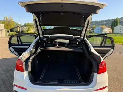 BMW X4 M 40i — SUV coupé sportif, 360 ch et équipement premium complet — Miniature 11