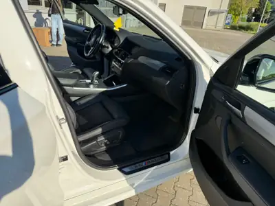 BMW X4 M 40i — SUV coupé sportif, 360 ch et équipement premium complet — Miniature 13