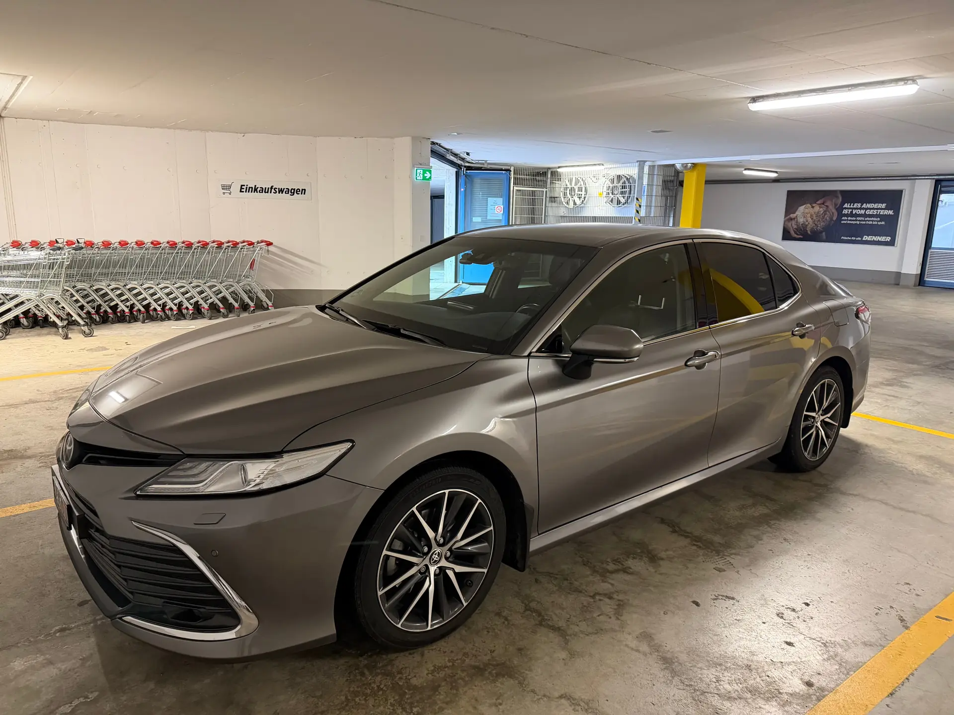 Toyota Camry 2021 occasion Siebnen — 1