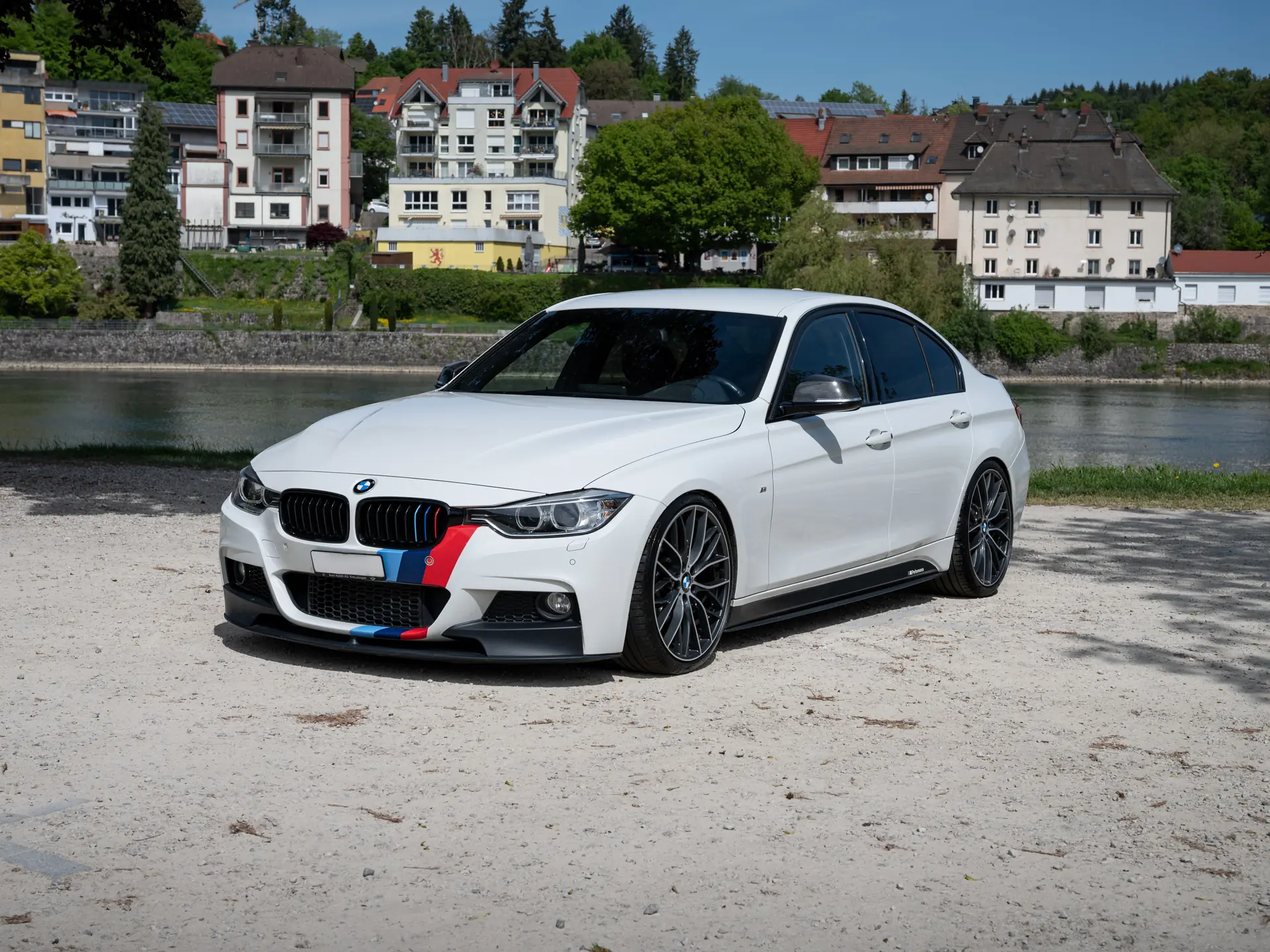 BMW 335i xDrive M Performance — Berline sportive 340 ch, tuning premium et freinage géométrique — Außenansicht