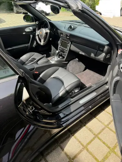 Porsche 911 Cabriolet 4S PDK — Roadster sportif d'exception, 113'930 km — Miniatur 16