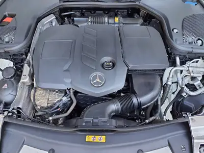 Mercedes-Benz E 220 d AMG Line — Break élégant, motorisation efficace et équipements premium — Miniatur 11