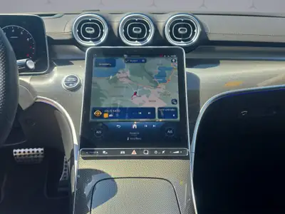 Mercedes-Benz C 200 AMG Line 4matic Kombi — Élégance et polyvalence hybride 2024 — Miniature 13