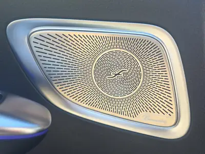 Mercedes-Benz C 200 AMG Line 4matic Kombi — Élégance et polyvalence hybride 2024 — Miniature 17