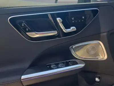 Mercedes-Benz C 200 AMG Line 4matic Kombi — Élégance et polyvalence hybride 2024 — Miniature 20