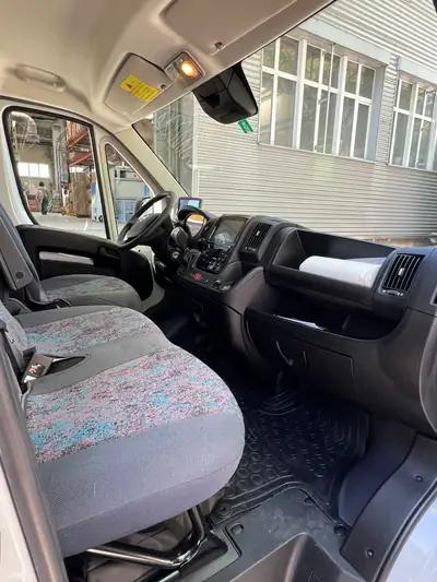 Fiat Ducato 79 kWh — Utilitaire électrique spacieux, kilométrage exceptionnel — Miniature 16