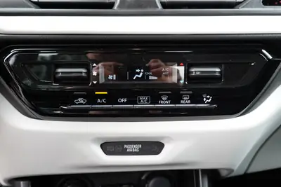 Suzuki Swift 1.2 Hybrid Compact+ — Citadine économe avec technologie hybride et équipements modernes — Miniature 20