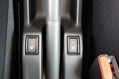 Suzuki Swift 1.2 Hybrid Compact+ — Citadine économe avec technologie hybride et équipements modernes — Miniature 22
