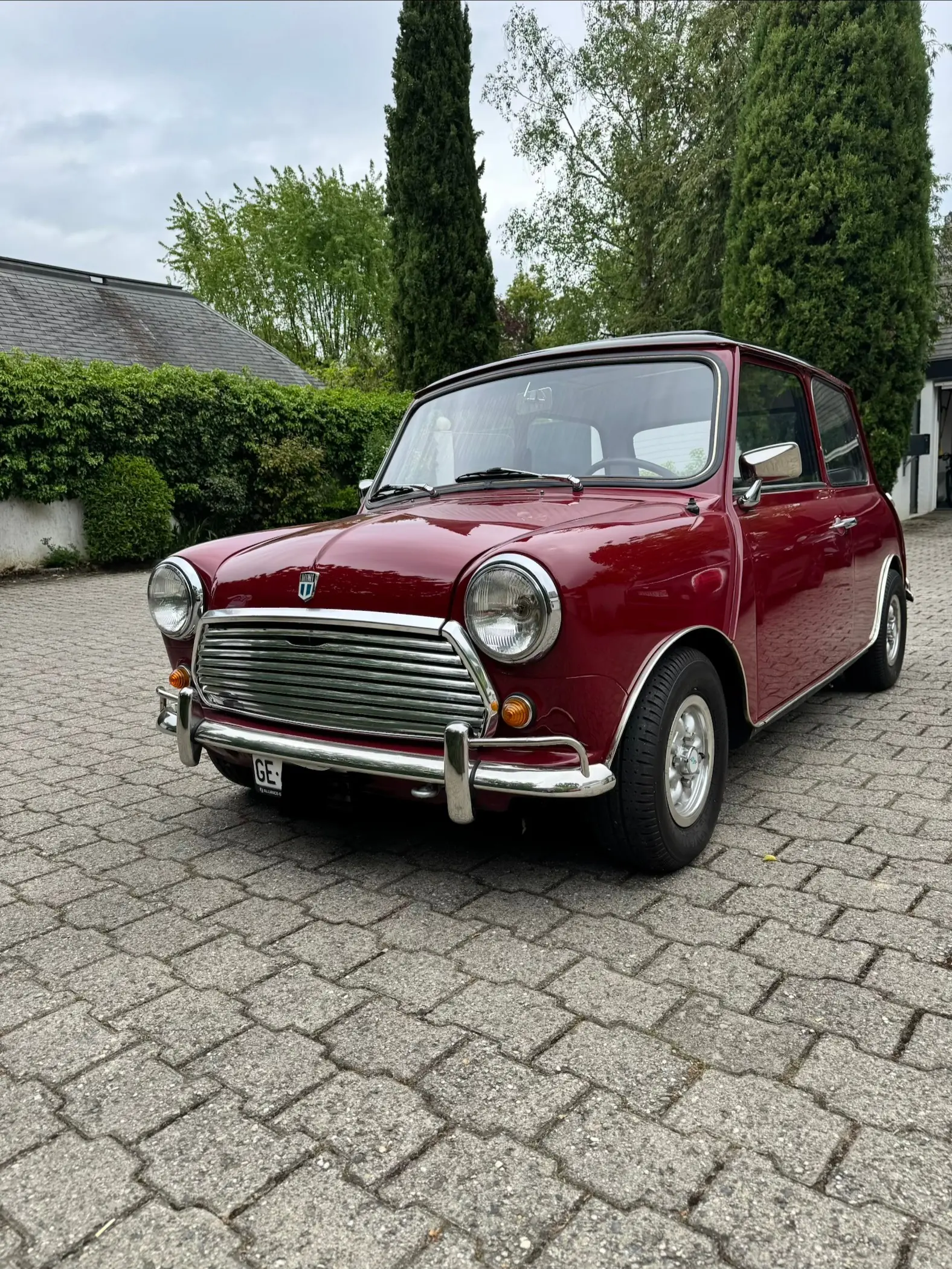 MINI 1000 — Icône rétro de 1974, moteur essence 39 ch, 53'000 km seulement
