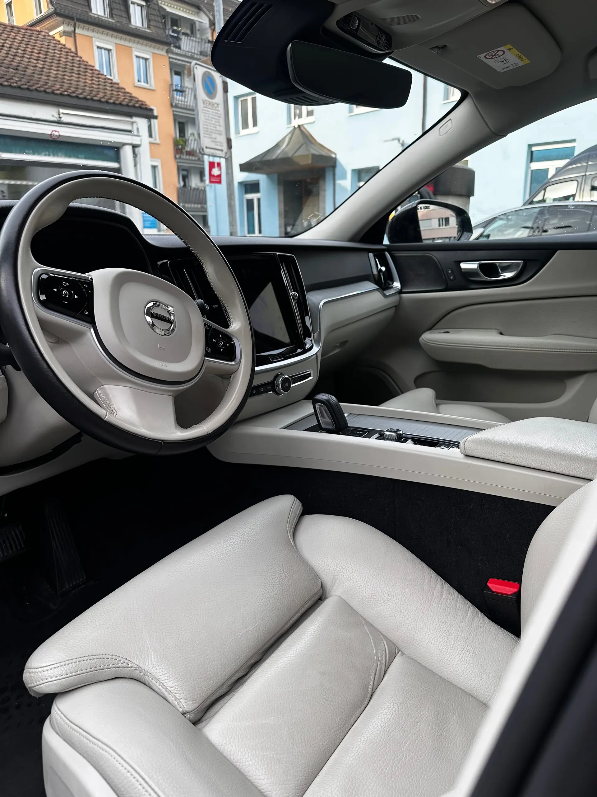 Volvo V60 2020 occasion Zurich — 2