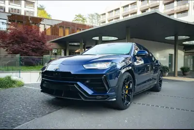 Lamborghini Urus E-Gear Performante 60 Anniversario — Le SUV italien haute performance — Innenraum