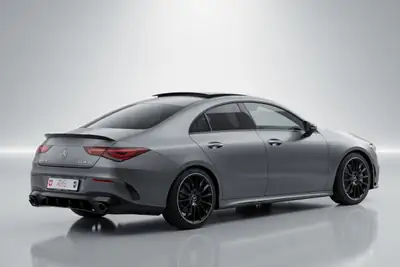 Mercedes-Benz CLA 35 AMG 4Matic — Performance sportive et élégance berline — Armaturenbrett