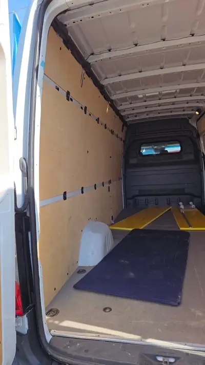 Mercedes-Benz Sprinter 314 CDI — Utilitaire fiable, 130 000 km, boîte automatique — Miniature 11