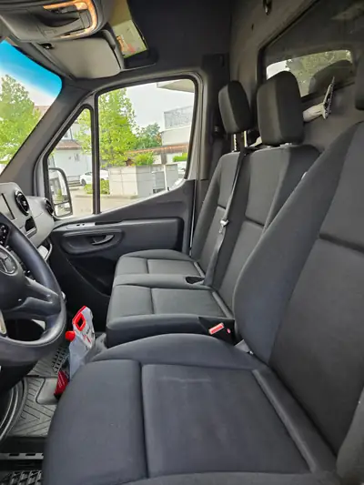 Mercedes-Benz Sprinter 314 CDI — Utilitaire fiable, 130 000 km, boîte automatique — Miniature 14